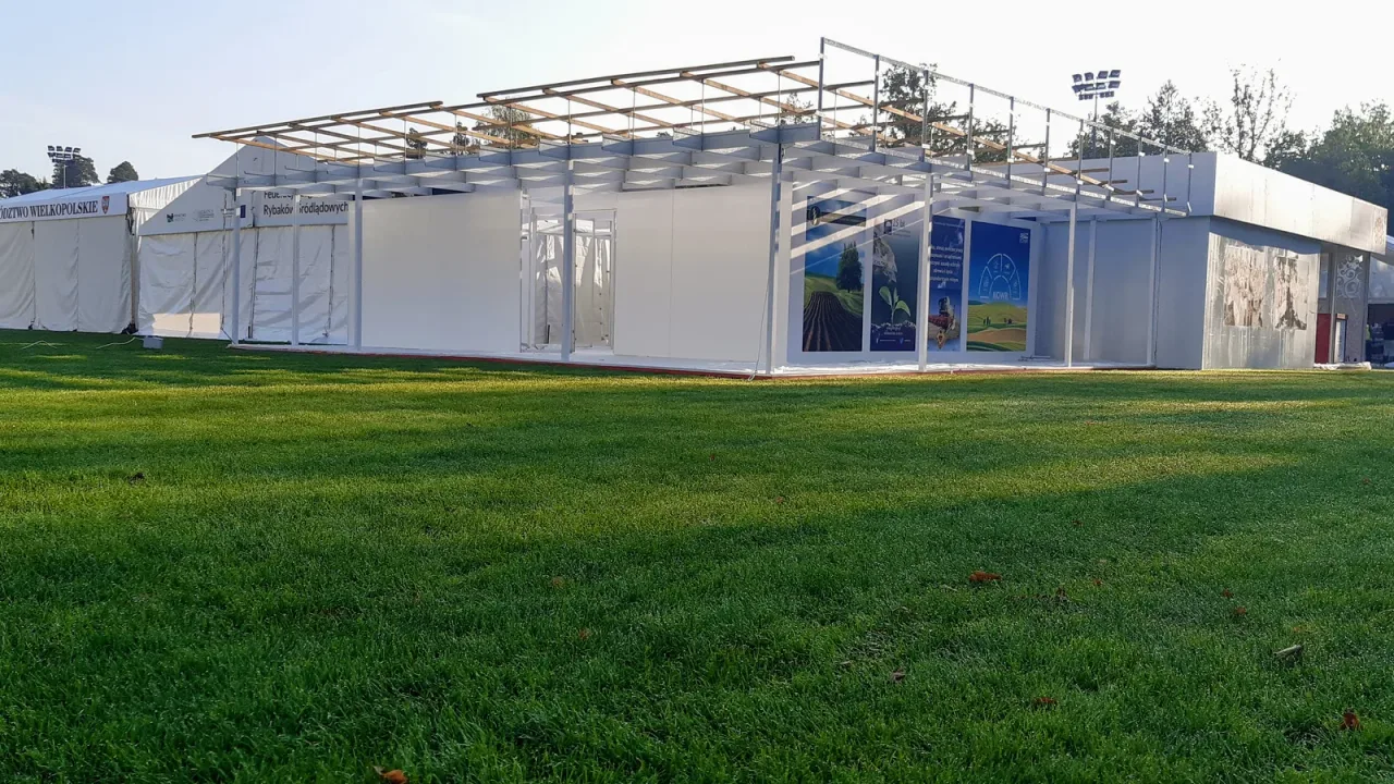 Temporary event pavilion — Poland